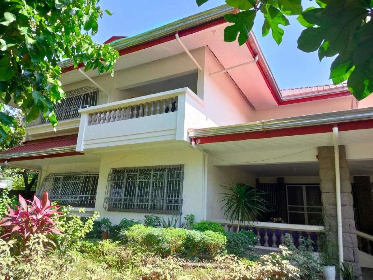Noviciate House