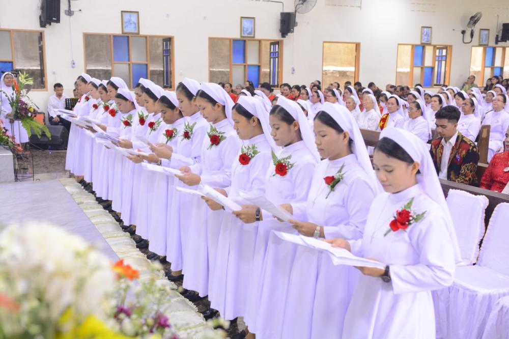 Temporary profession - juniorate - SCMM sisters of charity